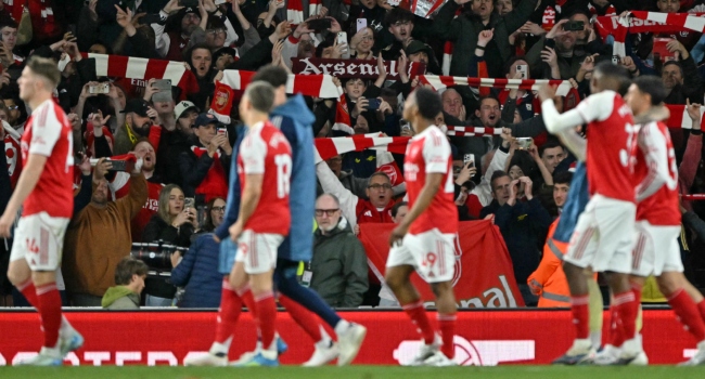Arsenal F.C. Strengthen Championship Hopes with Crucial Win Over Burnley
